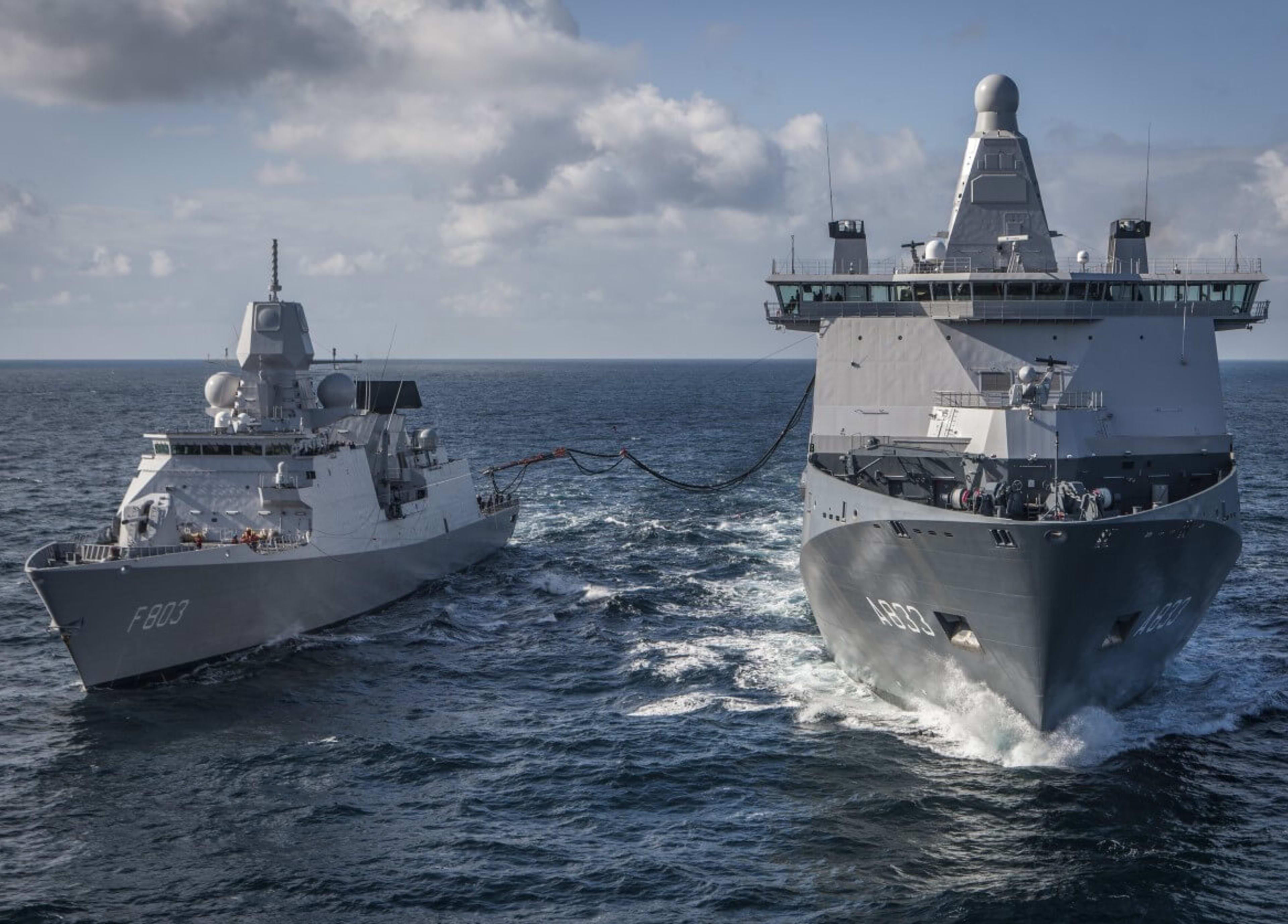 Центр морских операций. Karel Doorman корабль. HNLMS Karel Doorman a833. Корвет ВМС Нидерландов. А 833 Karel Doorman.