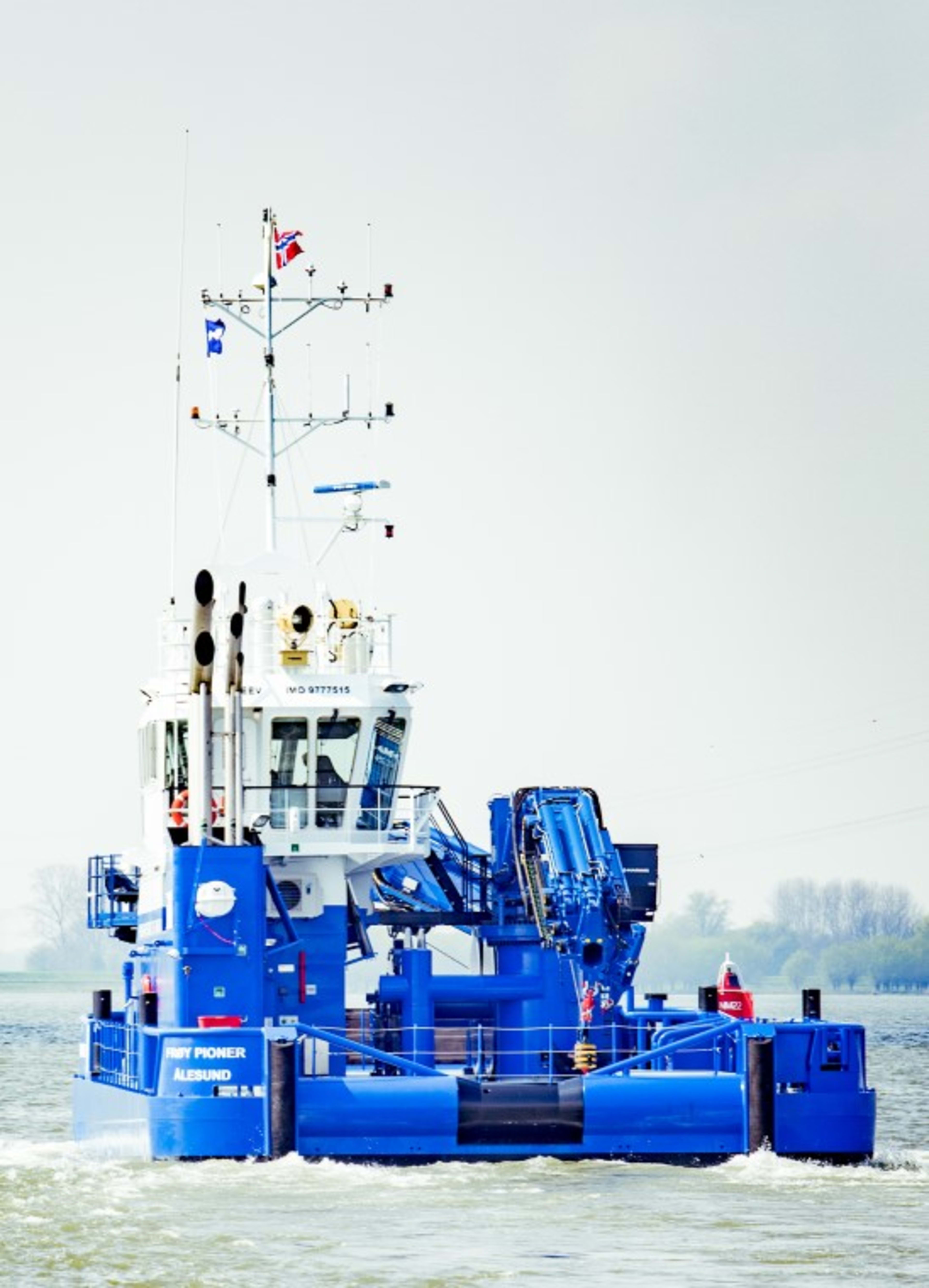 Multicat Vessel Multi Cat work boats Damen