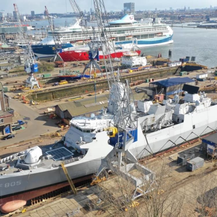 Damen en de Koninklijke Marine  Damen Naval